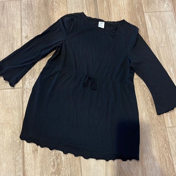 Old Navy Maternity Cinched Waist Scalloped Top MEDIUM - Picture 1 of 8